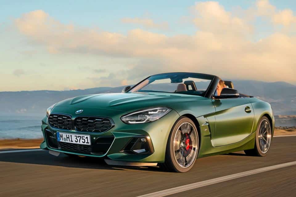 La toute derni&egrave;re Z4 M 40i de 340 ch utilise une transmission&nbsp;m&eacute;canique&nbsp;tr&egrave;s pris&eacute;e au royaume de la bo&icirc;te automatique, c'est-&agrave;-dire les &Eacute;tats-Unis. C'est une fa&ccedil;on d'assumer sa diff&eacute;rence avec un mod&egrave;le ultra-sportif. - Credit:BMW