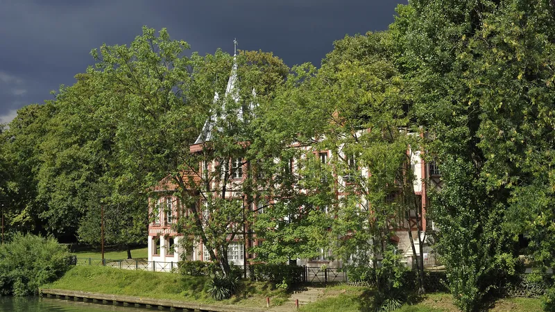 &Icirc;le Fanac &agrave; Joinville-le-Pont / Val-de-Marne
