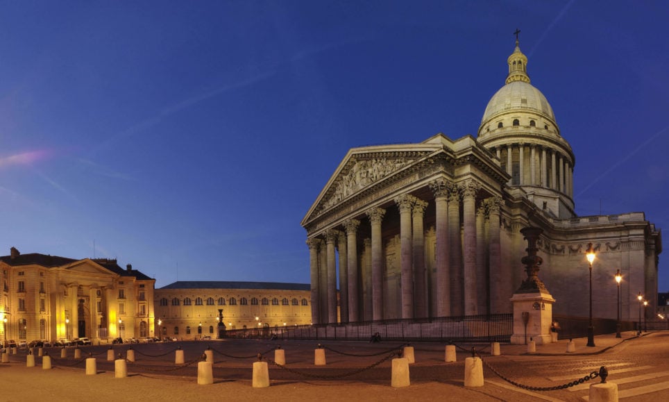 Vue nocturne du Panth&eacute;on &agrave; Paris