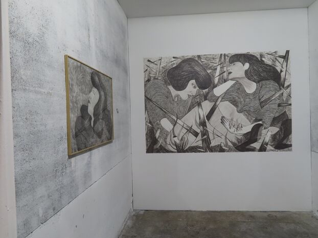Noisiel, le 5 avril 2022. Fanny Michaëlis a investi les box des anciennes écuries avec son exposition «Mädchen corpus».