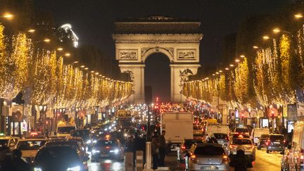 L'avenue des Champs-Élysées, le 21 novembre 2022, à Paris. (MAGALI COHEN / HANS LUCAS)