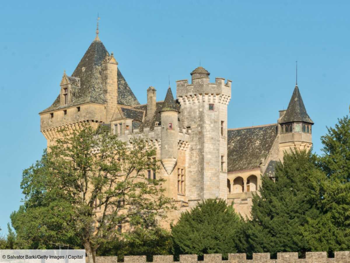 , Infiltration, effondrement : le ch&acirc;teau des fr&egrave;res Bogdanoff est en ruines