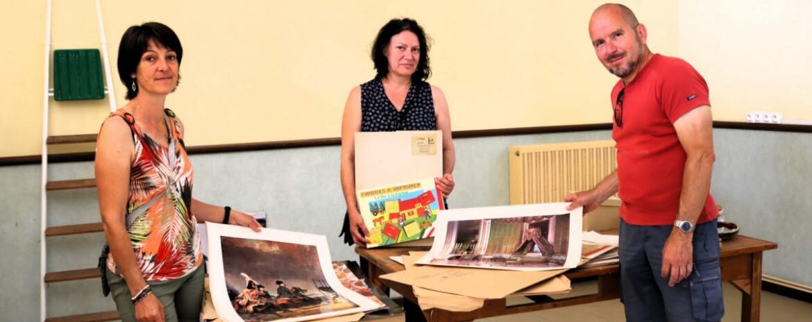 , Maxilly-sur-Sa&ocirc;ne Ils sont repartis avec un morceau d&rsquo;histoire de l&rsquo;&eacute;cole du village