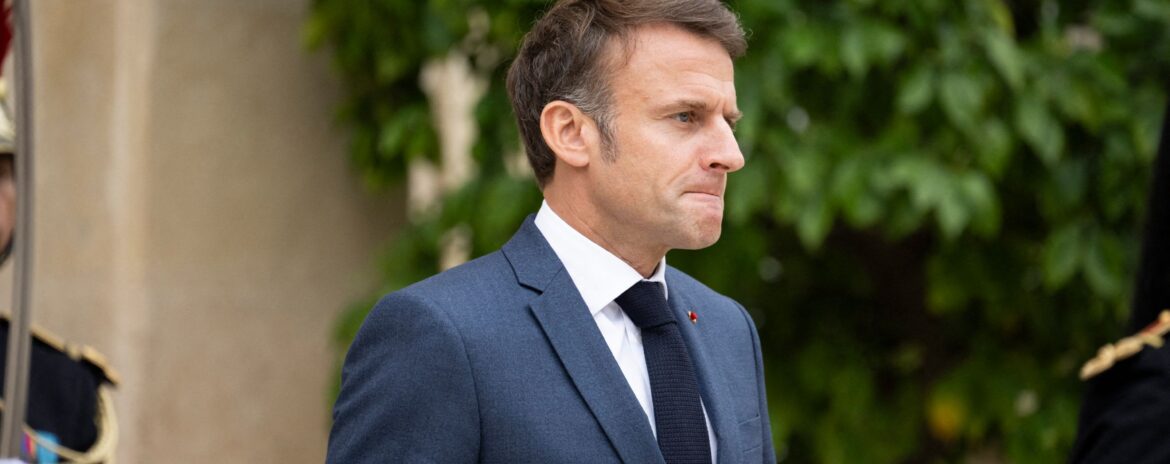 , Pierre Mazeaud pr&eacute;dit la d&eacute;mission de Macron ; S&eacute;journ&eacute;, un parachutage qui passe mal : les indiscrets du JDD