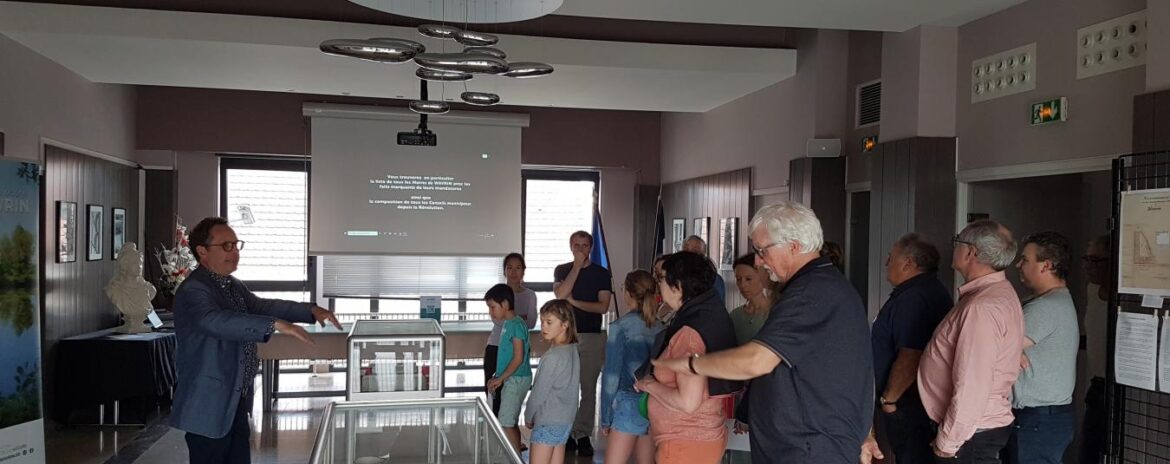 , Un si&egrave;cle d&rsquo;histoire de la mairie de Wavrin : une expo pour tout savoir