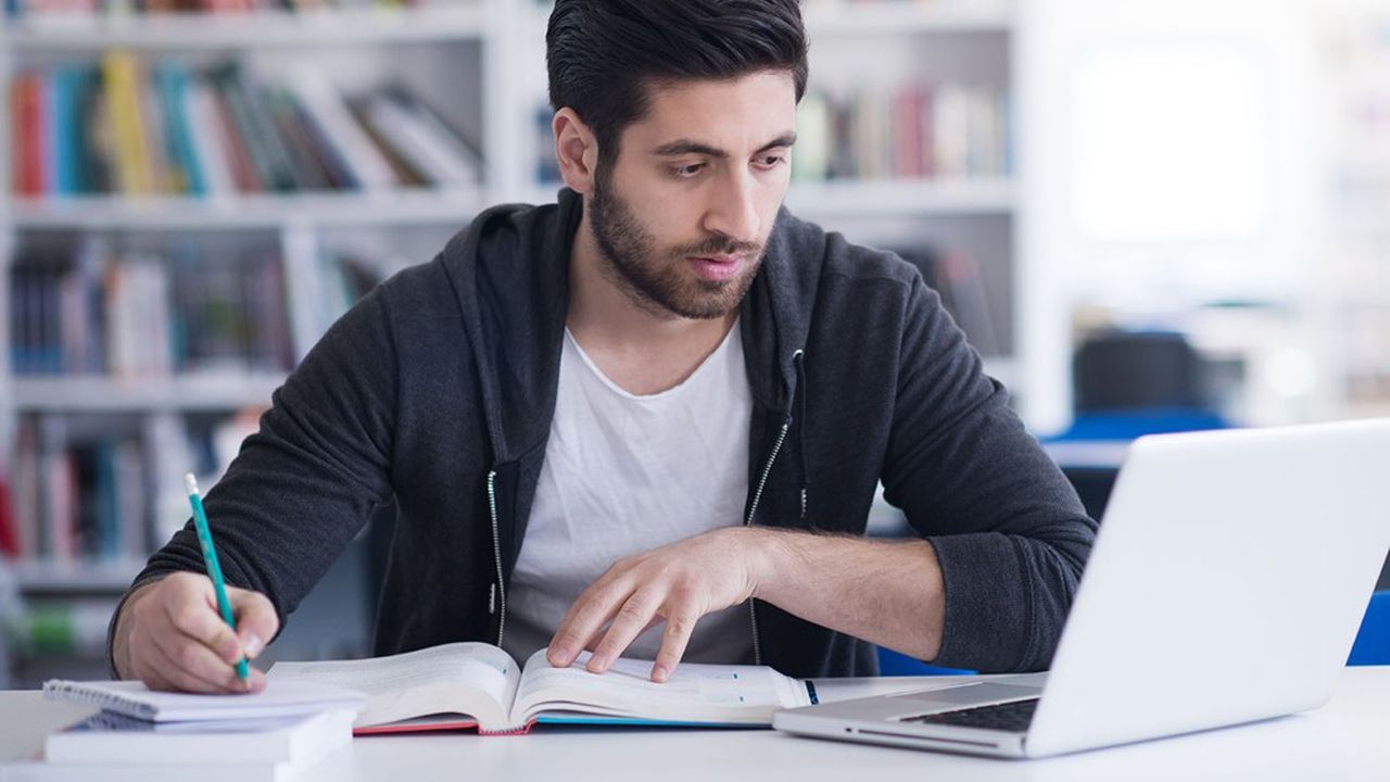 , Val-d&rsquo;Oise : Taverny reprend la main sur son universit&eacute; connect&eacute;e