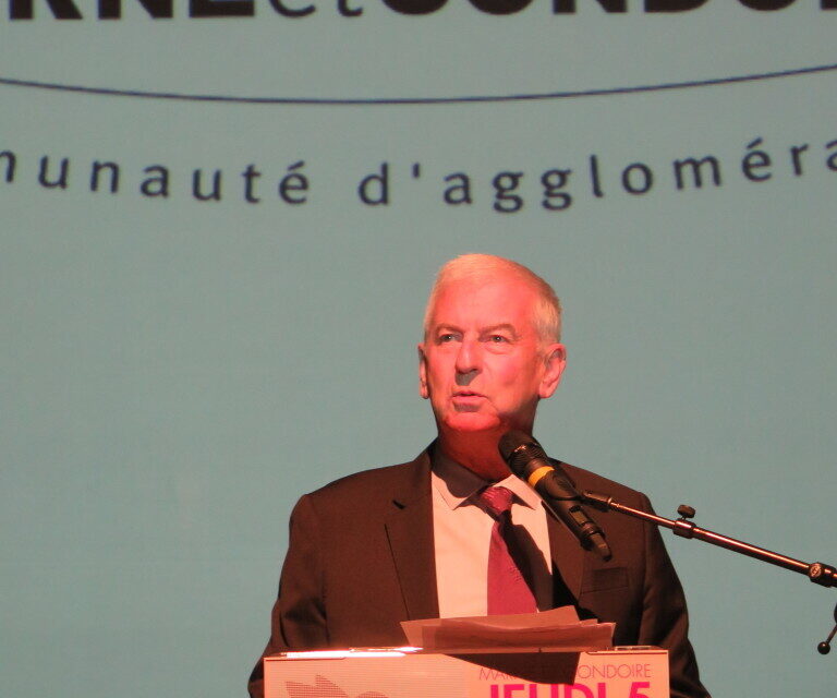 Jean-Paul Michel, pr&eacute;sident de l'agglom&eacute;ration et maire de la ville de Lagny-sur-Marne