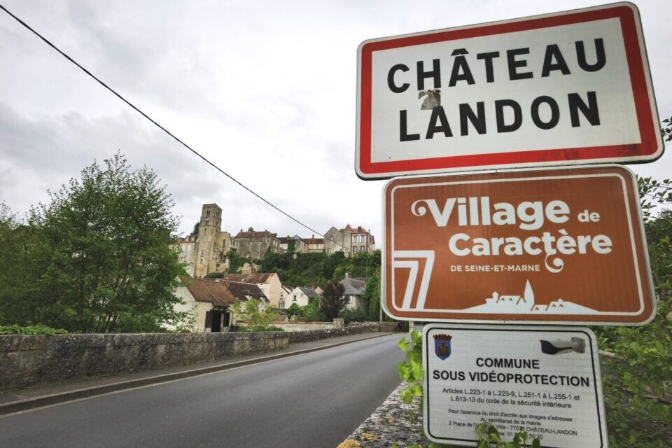 La ville de Ch&acirc;teau-Landon est l'une des seules &agrave; gagner des habitants entre 2015 et 2021