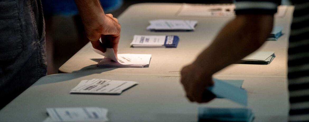 , En direct, l&eacute;gislatives 2024 : d&eacute;sistement ou maintien au second tour ? Une clarification express apr&egrave;s le score historique du RN