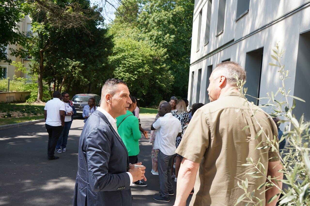 , Essonne : &agrave; Crosne, le maire priv&eacute; de ses d&eacute;l&eacute;gations par le conseil municipal