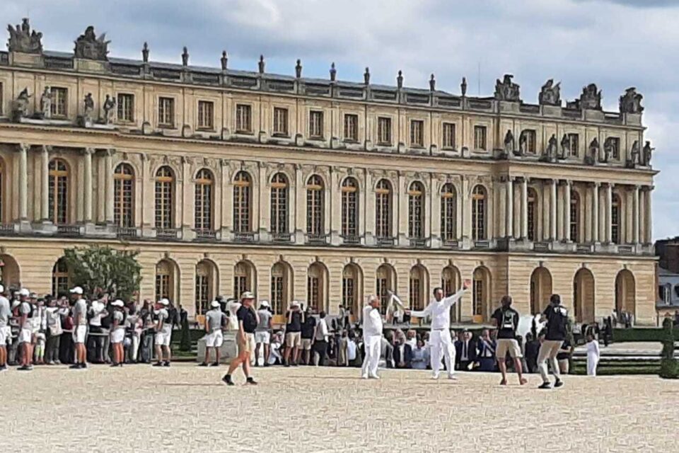 Flambeau allumé au château de Versailles.