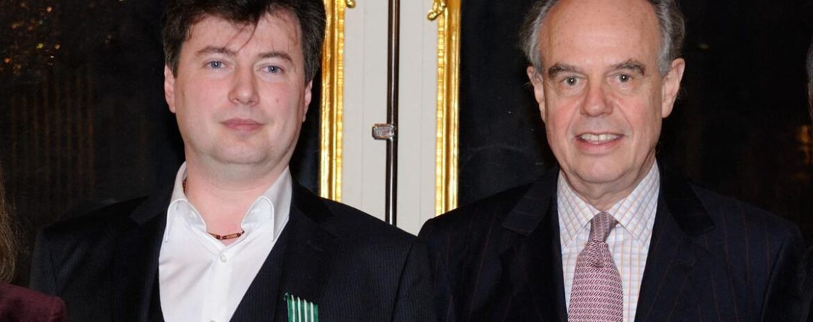 , Le directeur de la Ma&icirc;trise des Hauts-de-Seine, vis&eacute; par cinq plaintes, mis &laquo;en retrait&raquo;