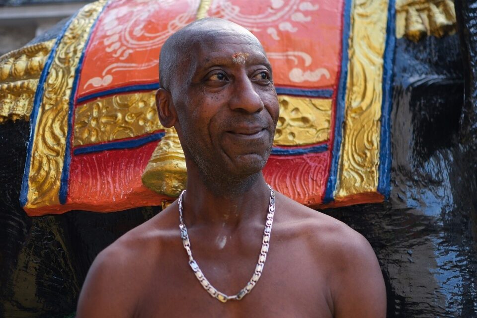 L'&eacute;t&eacute;, le temple Ganesh organise une grande f&ecirc;te hindoue.