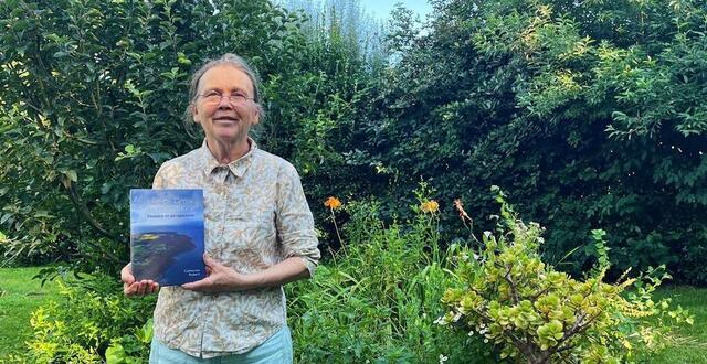 photo le livre &eacute;crit par catherine est disponible &agrave; l&rsquo;&eacute;comus&eacute;e et &agrave; la librairie l&rsquo;&eacute;cume, &agrave; groix (morbihan). &copy; ouest-france 