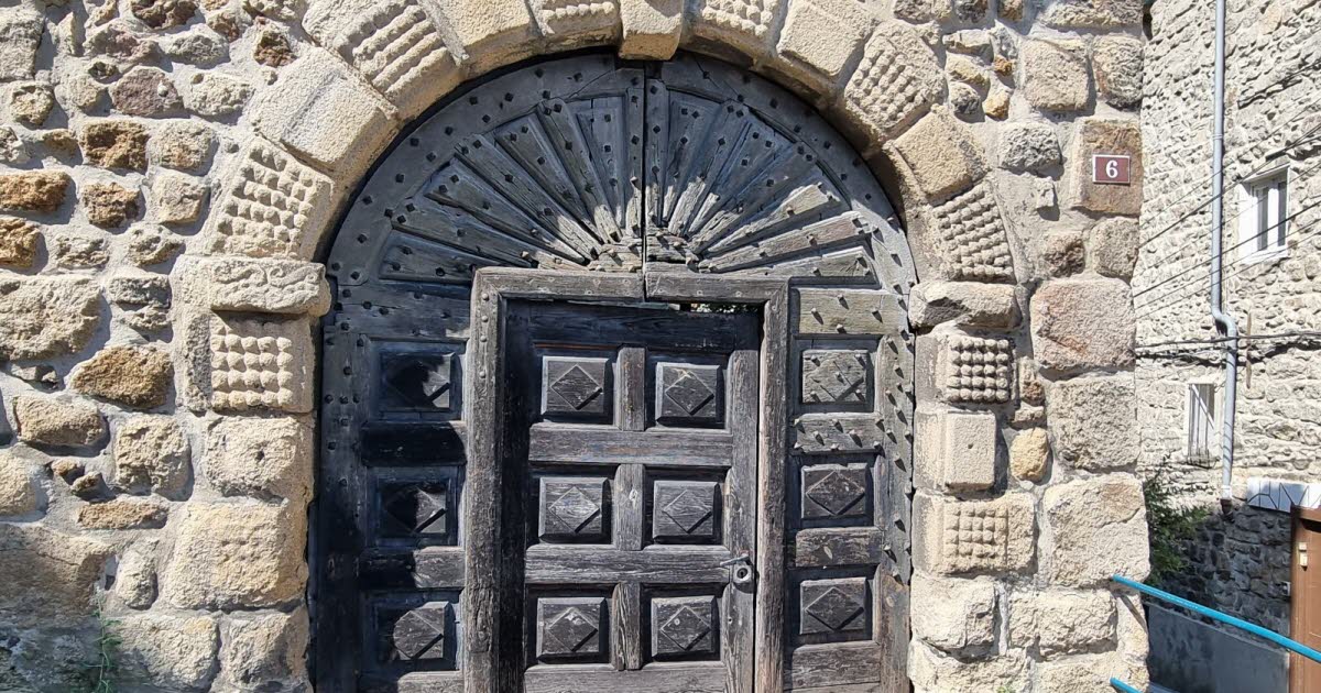 , Annonay Ces portes qui font entrer dans l&rsquo;histoire de la vieille ville