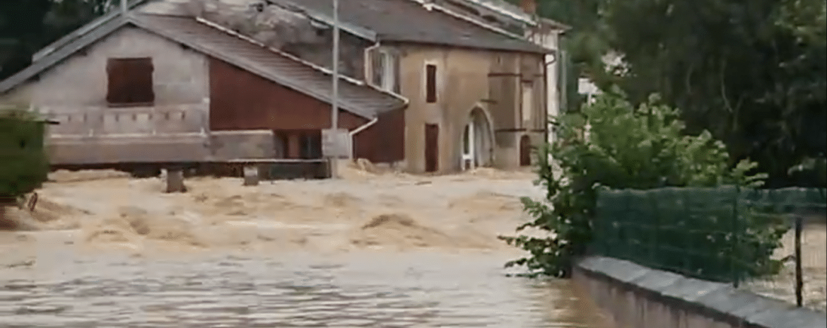 , Crues : la Seine-et-Marne reste en vigilance orange, des d&eacute;g&acirc;ts dans les Vosges