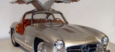 De l&rsquo;avant-guerre au Paris Dakar, les voitures de collection se retrouvent au salon R&eacute;tromobile