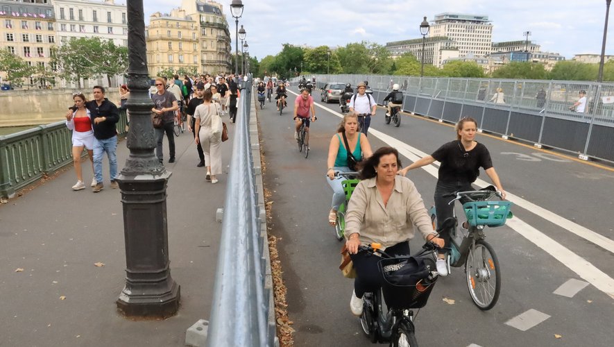 , JO de Paris 2024 : avec 2,5 millions de trajets réalisés en Vélib’, les stations éphémères pourraient être pérennisées
