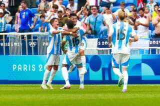 JO : Tout en contrôle, l'Argentine bat l'Ukraine et passe au tour suivant