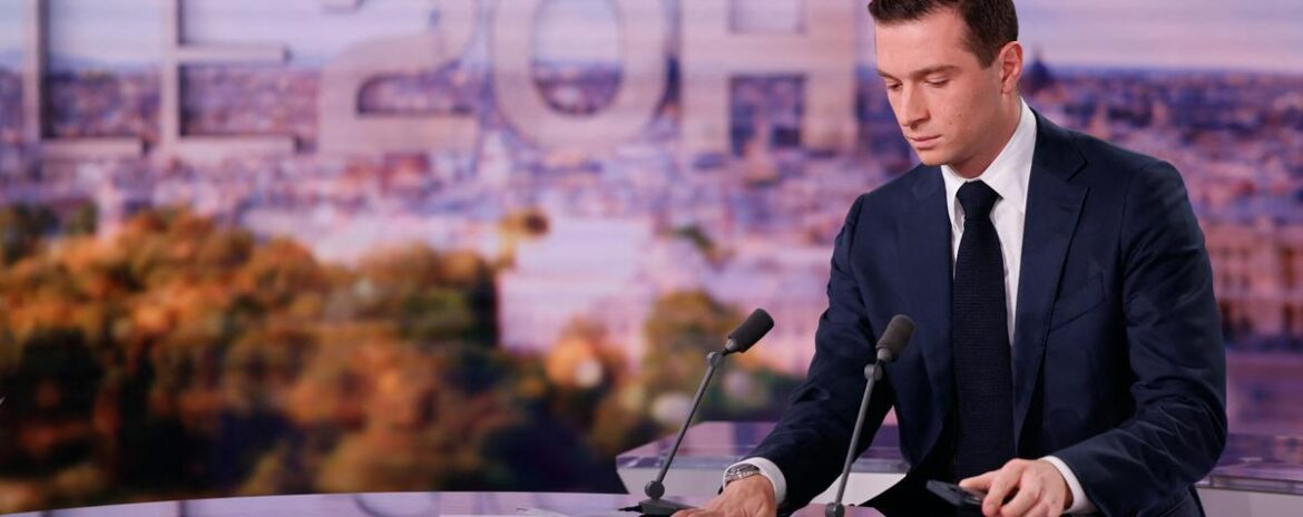 , EN DIRECT – Nouveau premier ministre: &laquo;Il n&rsquo;y a pas de coup de force&raquo;, r&eacute;pond Michel Barnier aux manifestants de gauche