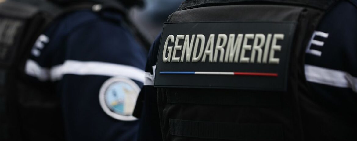 , En Seine-et-Marne, un homme tue sa compagne et ses deux enfants &agrave; coups de couteau