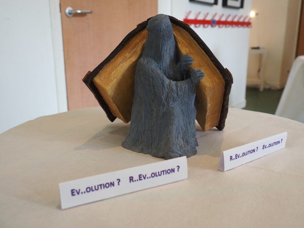 , Essonne : la médiathèque de Bruyères-le-Châtel expose deux artistes de la commune jusqu’au 5 octobre