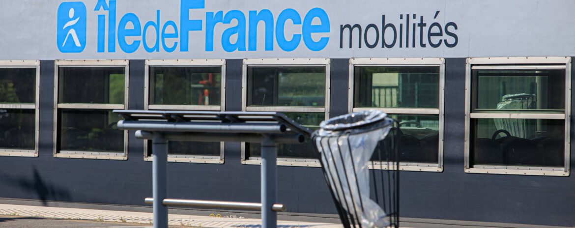 , Essonne : un quinquag&eacute;naire poignard&eacute; dans le RER D, l&rsquo;auteur pr&eacute;sum&eacute; interpell&eacute;