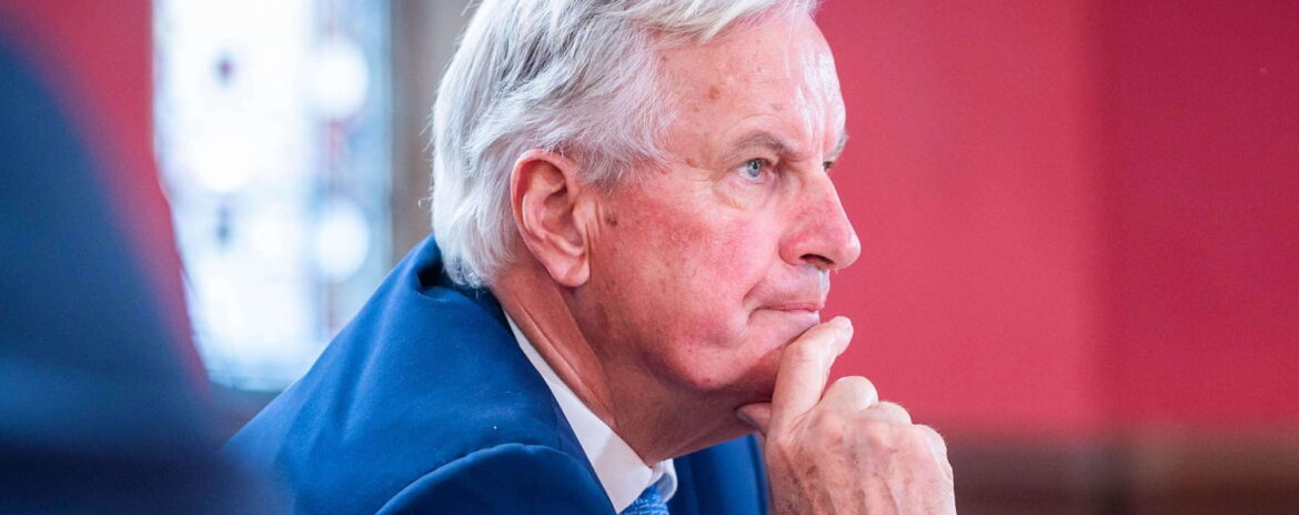 , Gouvernement Barnier : Macron et LR mettent la pression, Barnier doit acc&eacute;l&eacute;rer