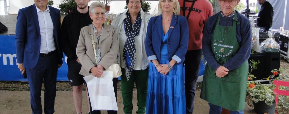 , Lisieux : quatre bénévoles mis à l’honneur lors du forum des associations