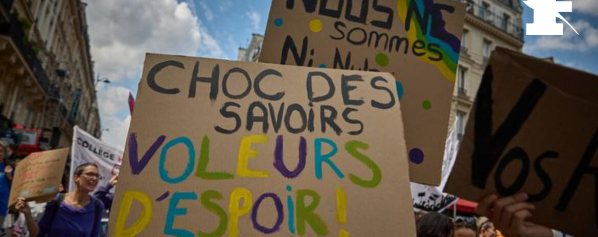 , Manifestation des enseignements pour d&eacute;noncer la g&eacute;n&eacute;ralisation des &eacute;valuations en primaire