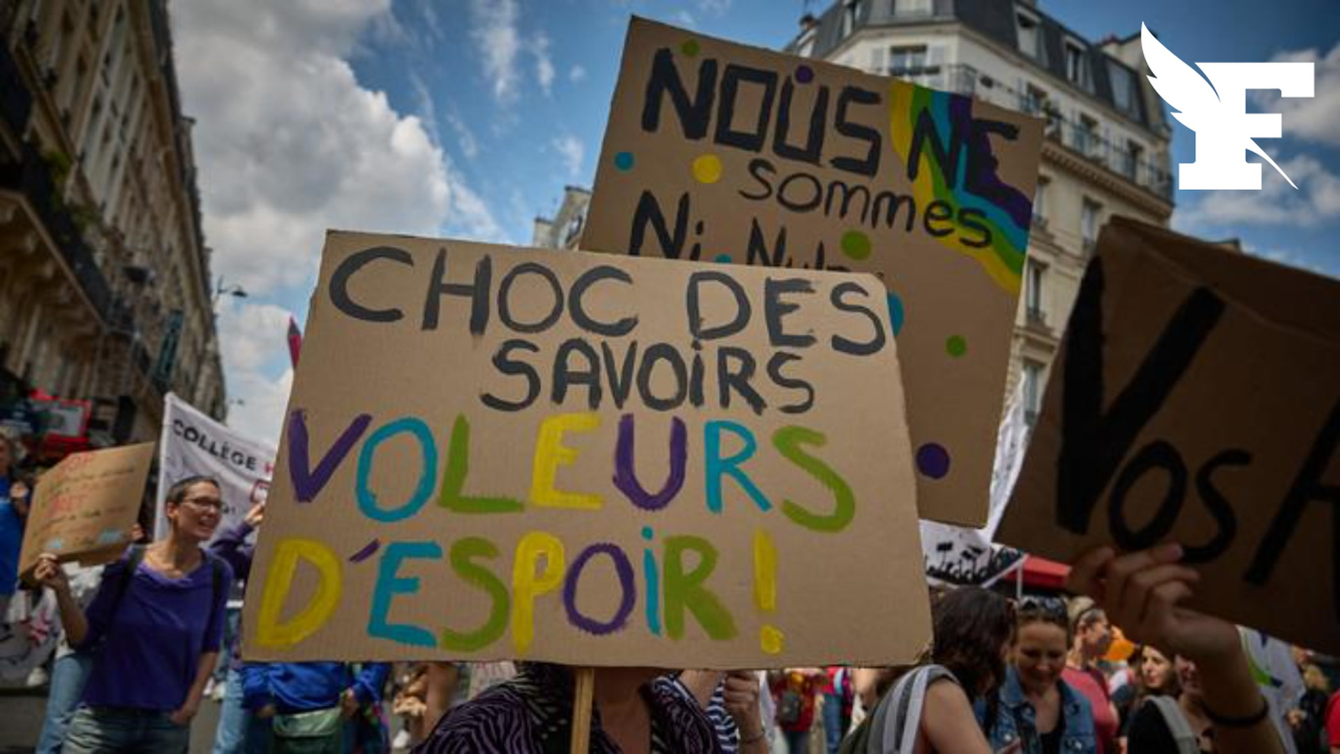 , Manifestation des enseignements pour d&eacute;noncer la g&eacute;n&eacute;ralisation des &eacute;valuations en primaire