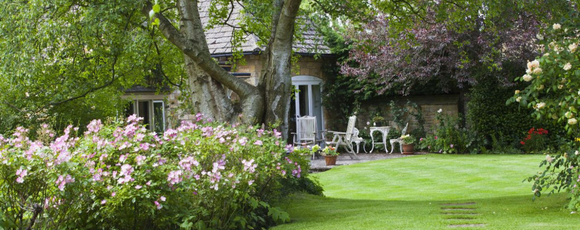 , Philippe Lellouche et Vanessa Demouy : cette maison d&rsquo;exception &agrave; deux pas de Fontainebleau dans laquelle ils ont v&eacute;cu