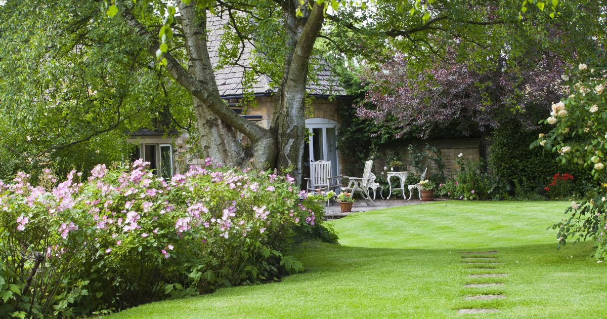 , Philippe Lellouche et Vanessa Demouy : cette maison d&rsquo;exception &agrave; deux pas de Fontainebleau dans laquelle ils ont v&eacute;cu