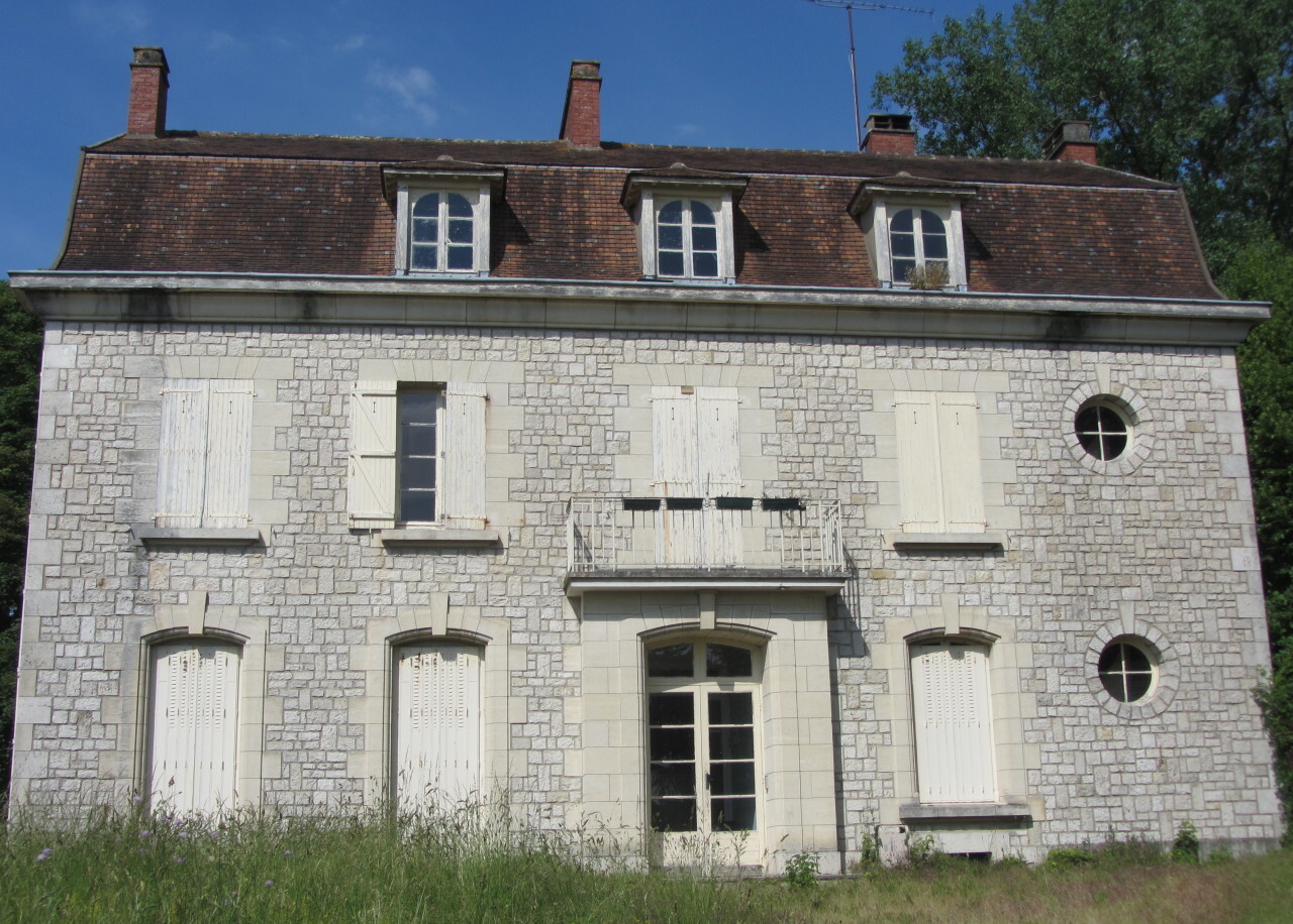 , Seine-et-Marne: un collectif d&rsquo;associations veut racheter ce b&acirc;timent historique pour lui redonner vie