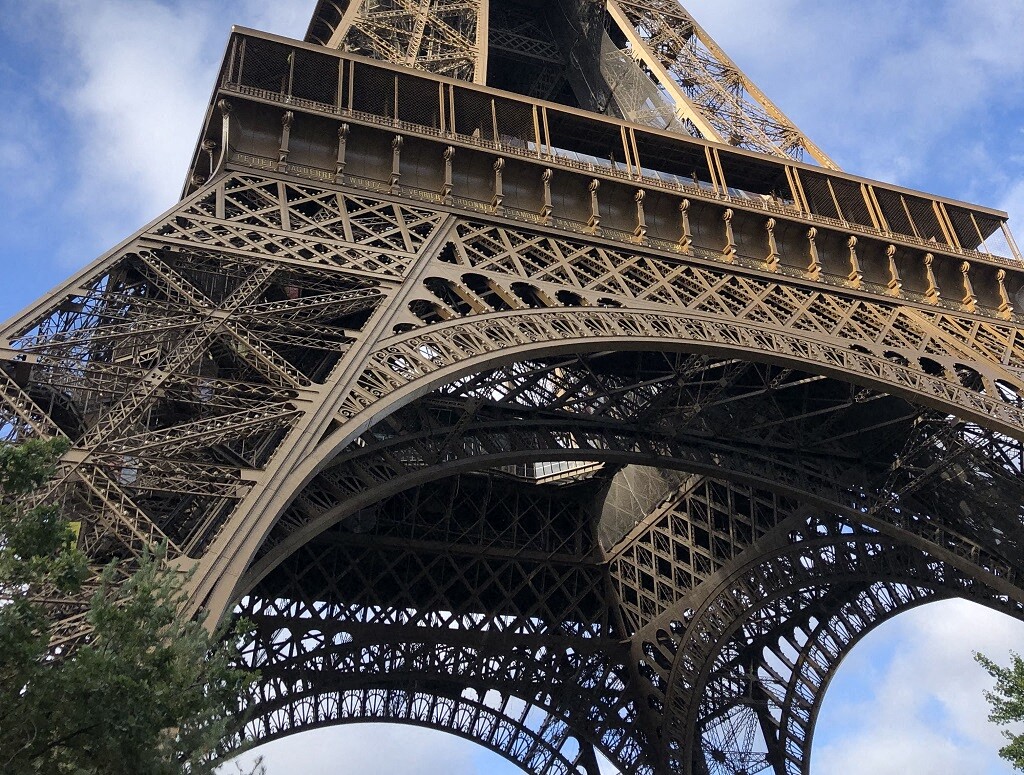 , Contre l&rsquo;avis d&rsquo;Anne Hidalgo, Rachida Dati pr&ecirc;te &agrave; &laquo;&nbsp;classer d&rsquo;office&nbsp;&raquo; la tour Eiffel aux monuments historiques