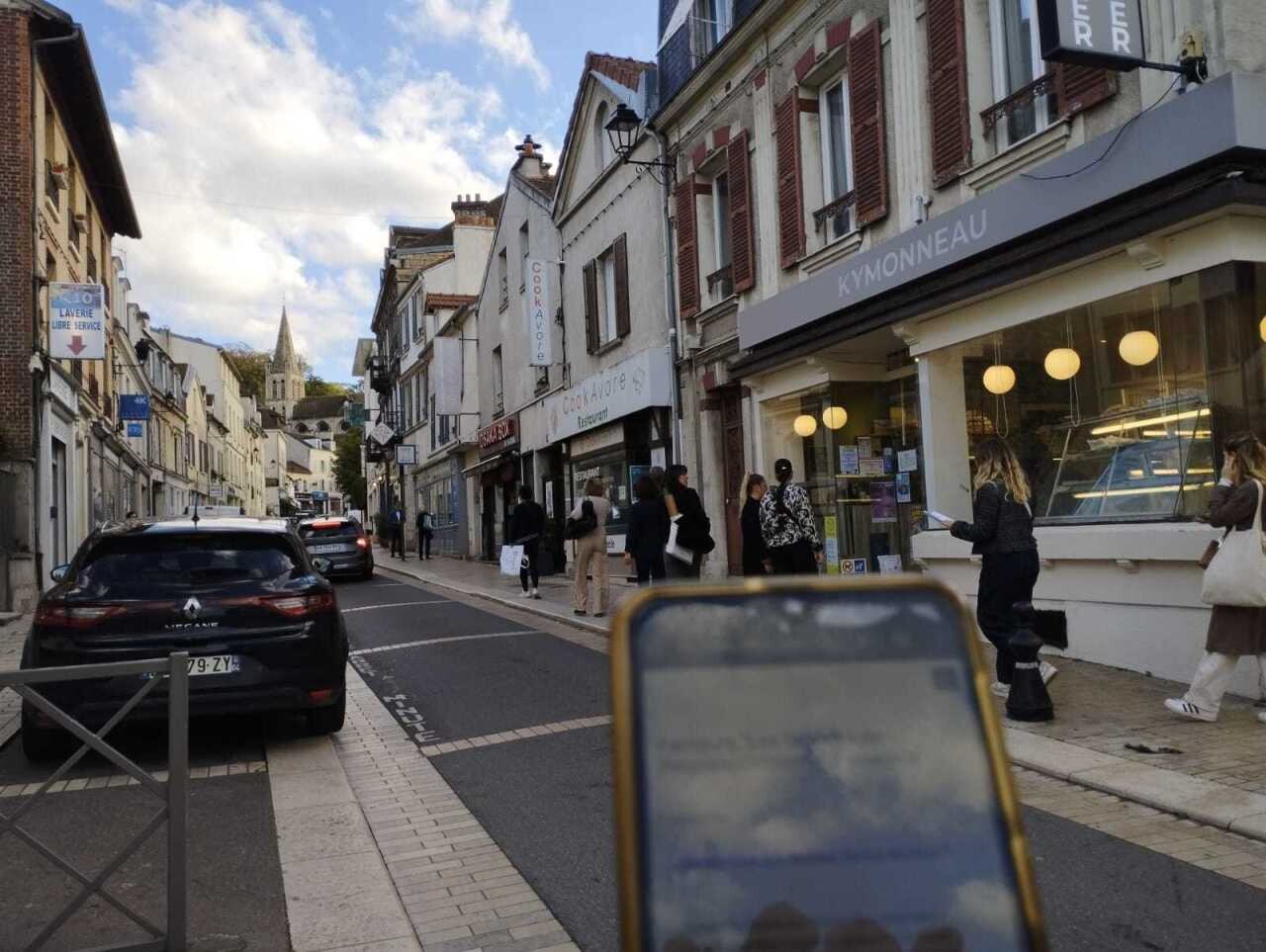 , Dans ce centre-ville des Yvelines, un jeu insolite est organisé pendant un mois : de nombreux cadeaux à gagner