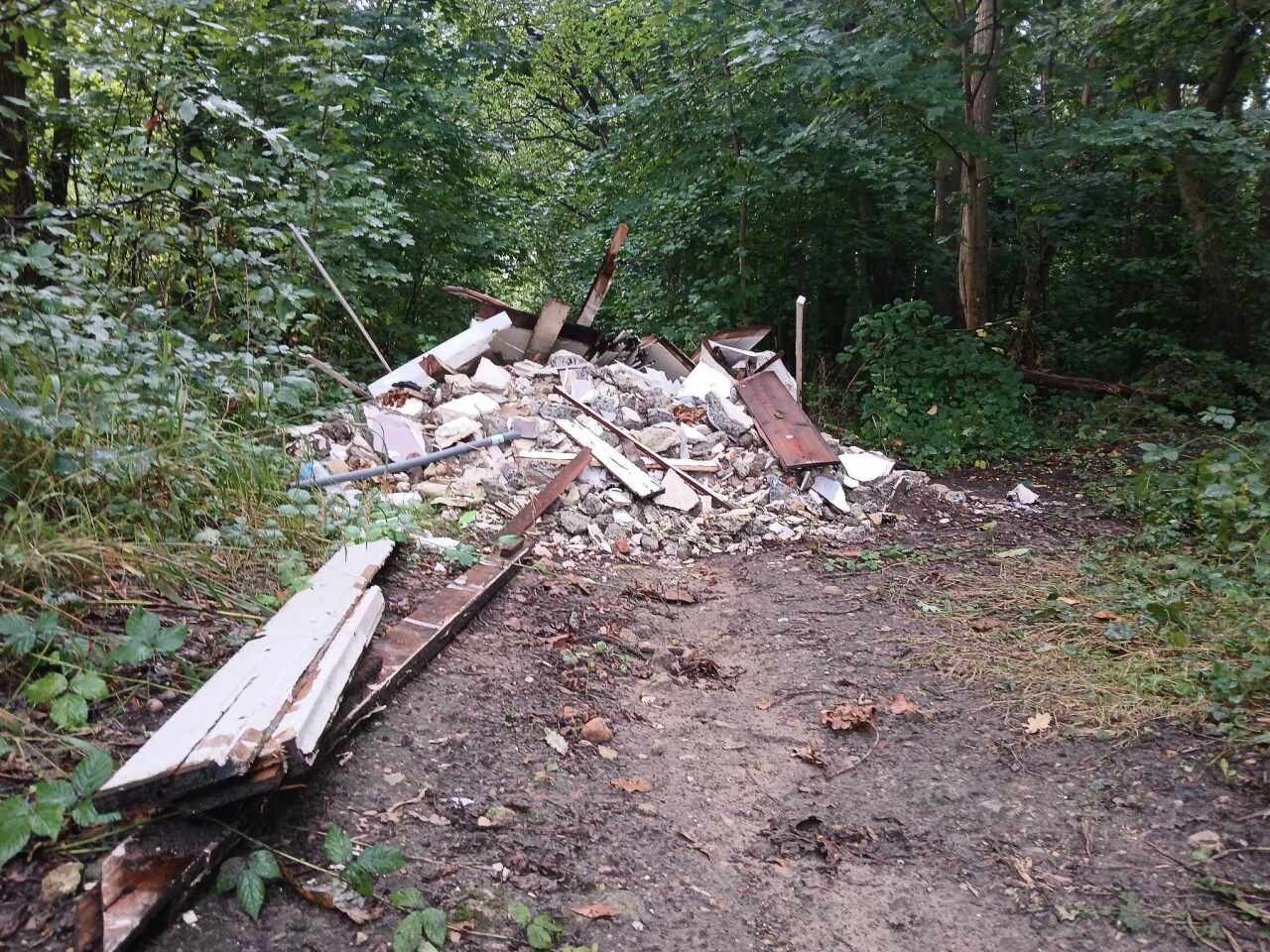 , D&eacute;p&ocirc;ts sauvages dans les Yvelines : le d&eacute;sarroi des maires pour lutter contre ce fl&eacute;au