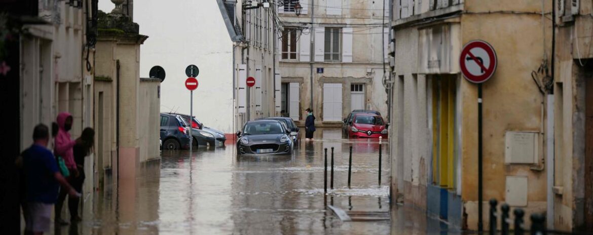 , D&eacute;pression Kirk : l&rsquo;Eure-et-Loir et la Seine-et-Marne en vigilance rouge, 20 000 clients encore priv&eacute;s d&rsquo;&eacute;lectricit&eacute;
