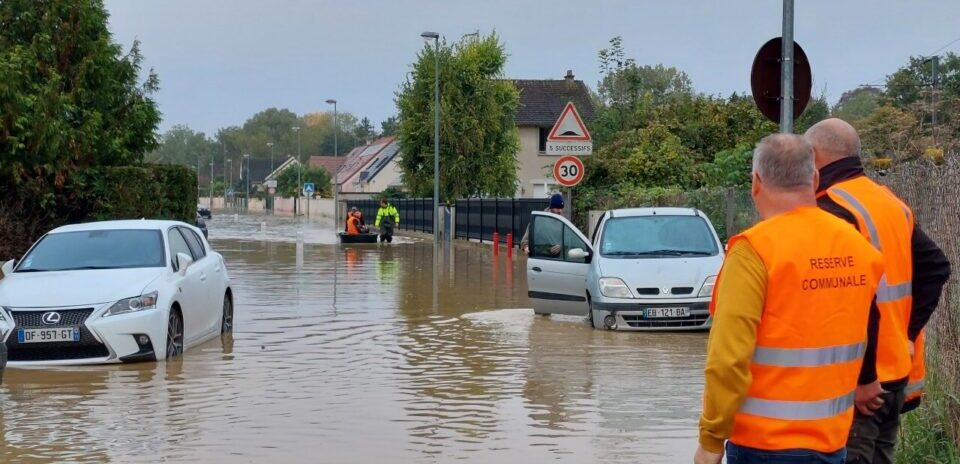 , Inondation historique &agrave; Saint-Germain-sur-Morin : &laquo;&nbsp;Le pic de crue n&rsquo;est toujours pas atteint&nbsp;&raquo;