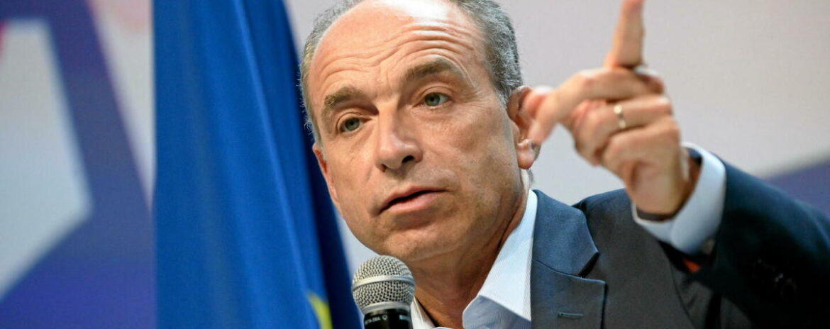 , Jean-Fran&ccedil;ois Cop&eacute; appelle &agrave; r&eacute;tablir la taxe d&rsquo;habitation pour soutenir les collectivit&eacute;s locales