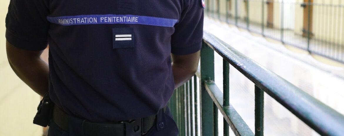 , Seine-Saint-Denis : un surveillant p&eacute;nitentiaire agress&eacute; &agrave; son domicile