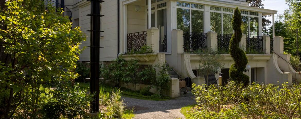 , Dans les Yvelines, un (pas si) inattendu mus&eacute;e de la culture soufie