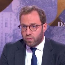 , D&eacute;rapage budg&eacute;taire : Gabriel Attal assure avoir pris des &laquo;&nbsp;d&eacute;cisions fortes&nbsp;&raquo; pour le limiter