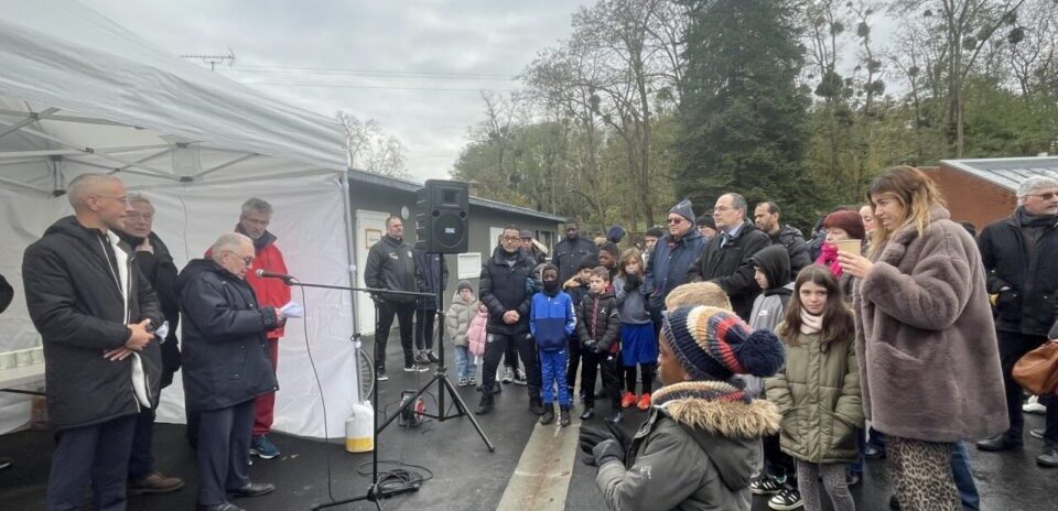 , Football : cette ville du Val-d&rsquo;Oise transforme son terrain d&rsquo;honneur en terrain synth&eacute;tique