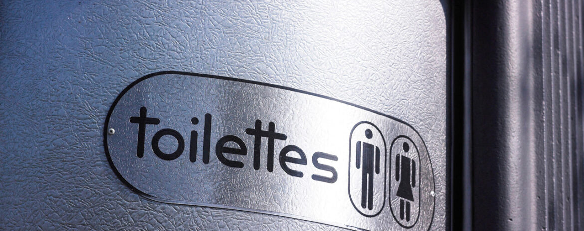 , Pour ou contre des toilettes publiques dans la rue? Le r&eacute;f&eacute;rendum pressant de cette ville de Seine-Saint-Denis