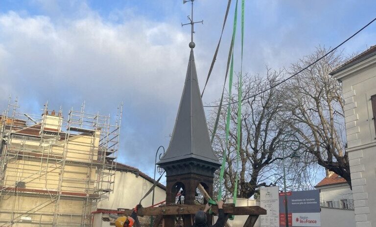 , Avec son beffroi, cette ancienne mairie du Val-d&rsquo;Oise retrouve son &acirc;me d&rsquo;antan