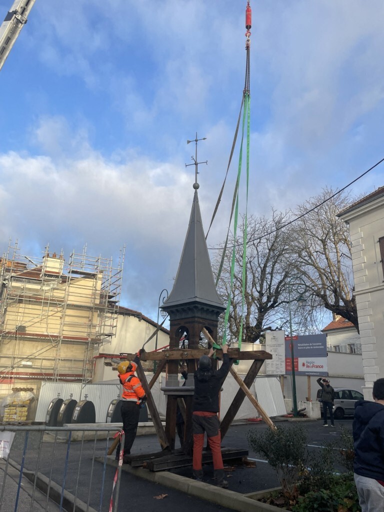 , Avec son beffroi, cette ancienne mairie du Val-d&rsquo;Oise retrouve son &acirc;me d&rsquo;antan