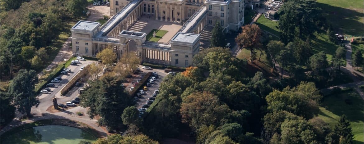 , Ce joli village m&eacute;di&eacute;val des Yvelines, &agrave; seulement 40 km de Paris, regorge de secrets