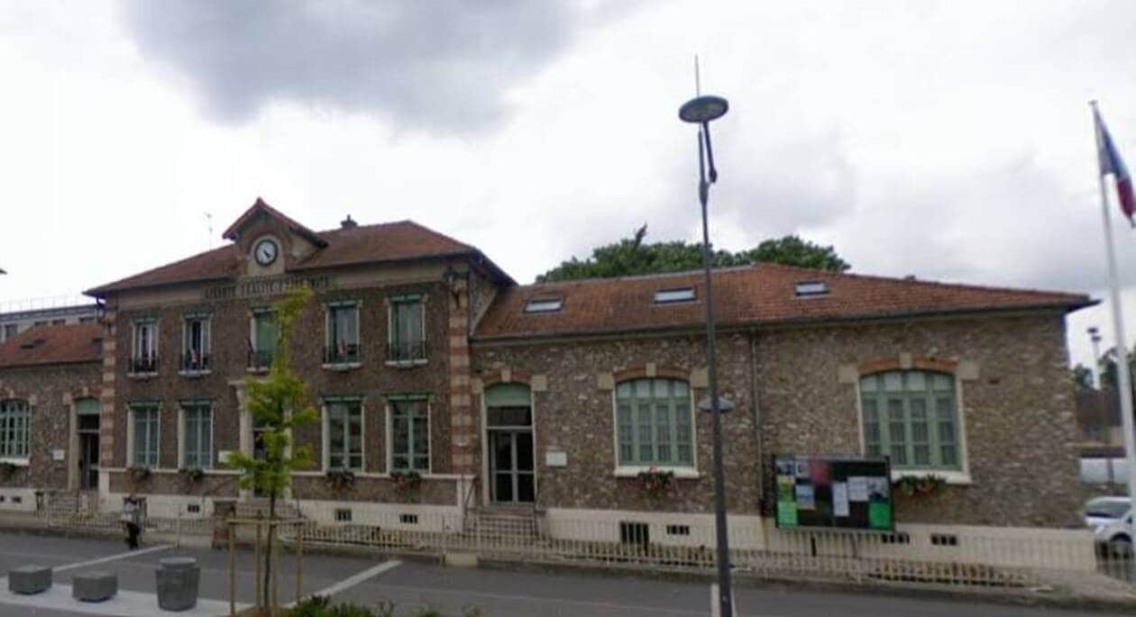 Les services de la mairie de Chevilly-Larue (Val-de-Marne) pourraient &agrave; terme &ecirc;tre regroup&eacute;s dans un ancien monast&egrave;re. Photo d&rsquo;illustration.