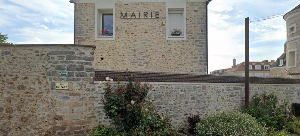, Dans l&rsquo;Essonne, une employ&eacute;e de mairie jug&eacute;e pour avoir d&eacute;tourn&eacute; 45 000 &euro; &agrave; coup de fausses primes
